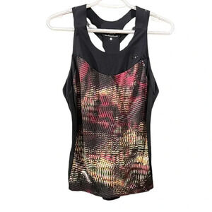 Craft workout top size medium. Multicolor, abstract.